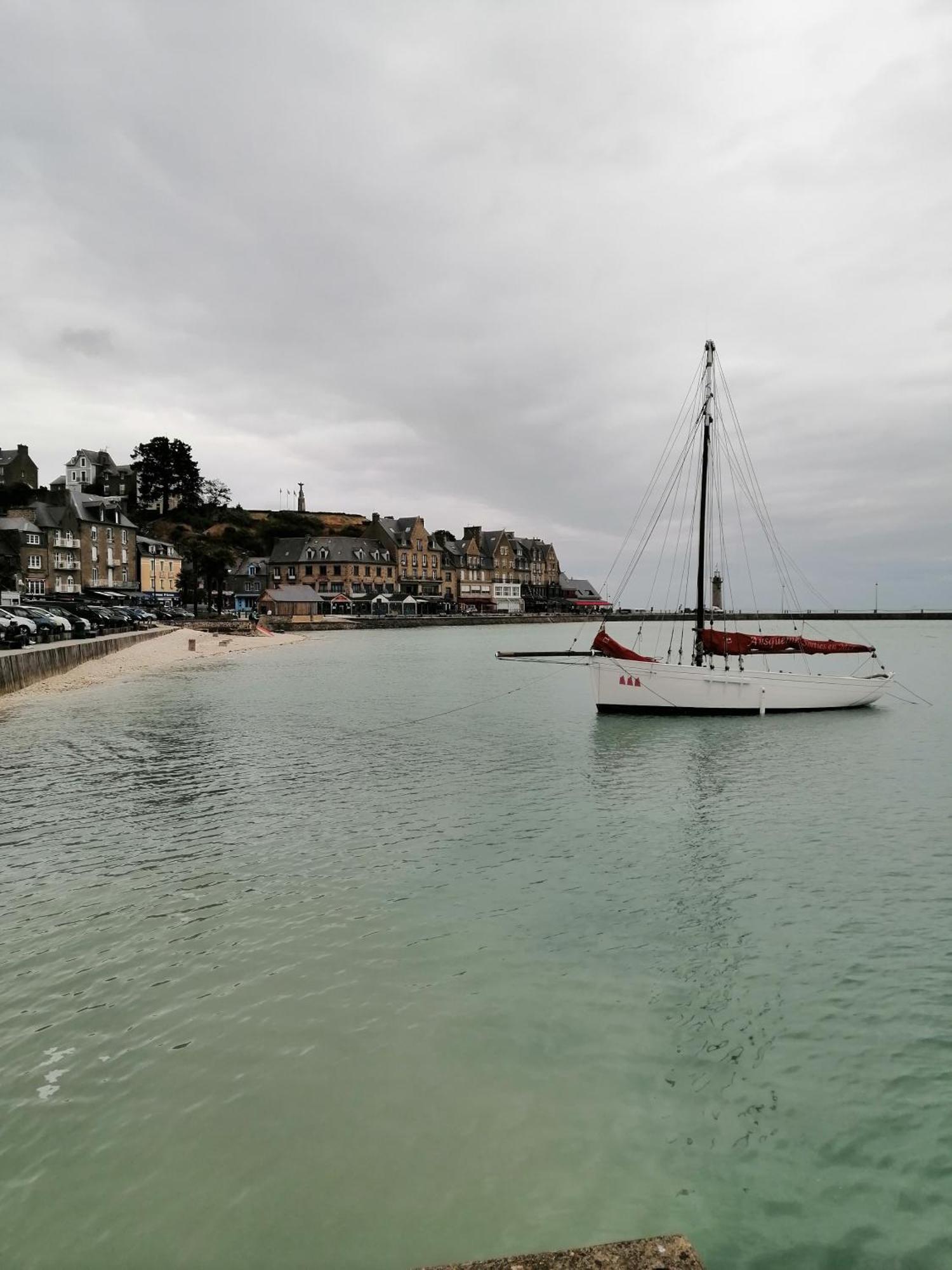 Studio 2 Proche Du Port Cancale Exterior photo